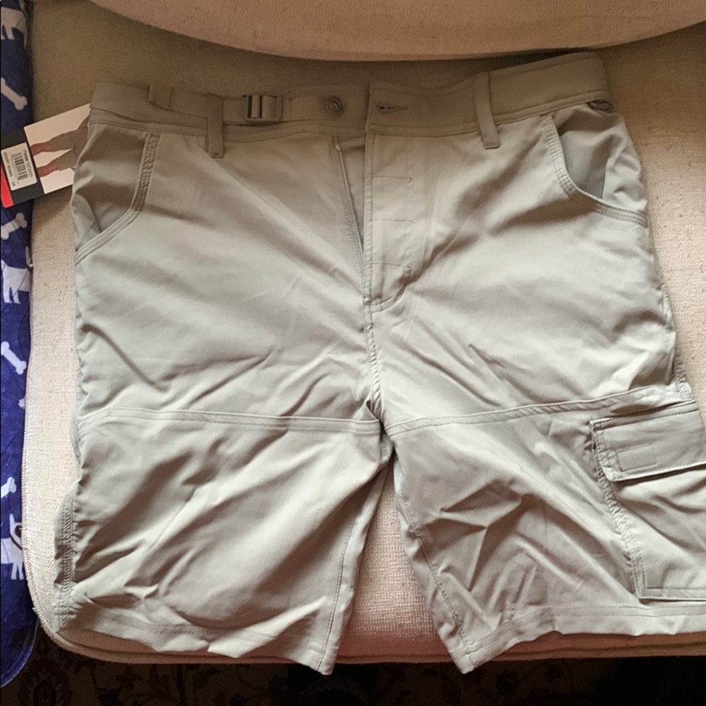 Venture short cargo style